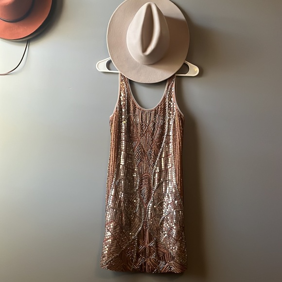 Rare luxury bead and sequins dress - Picture 6 of 10